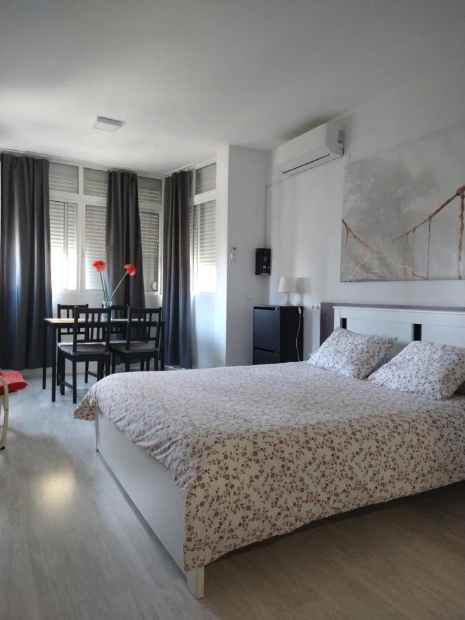 Amplio Estudio,Vista Mar Y Montana, A Pasos Del Centro Торремолінос Екстер'єр фото